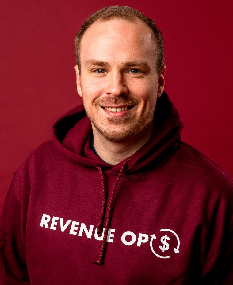 Jon-Erik Talvio - RevenueOps perustaja, teknologiaratkaisut