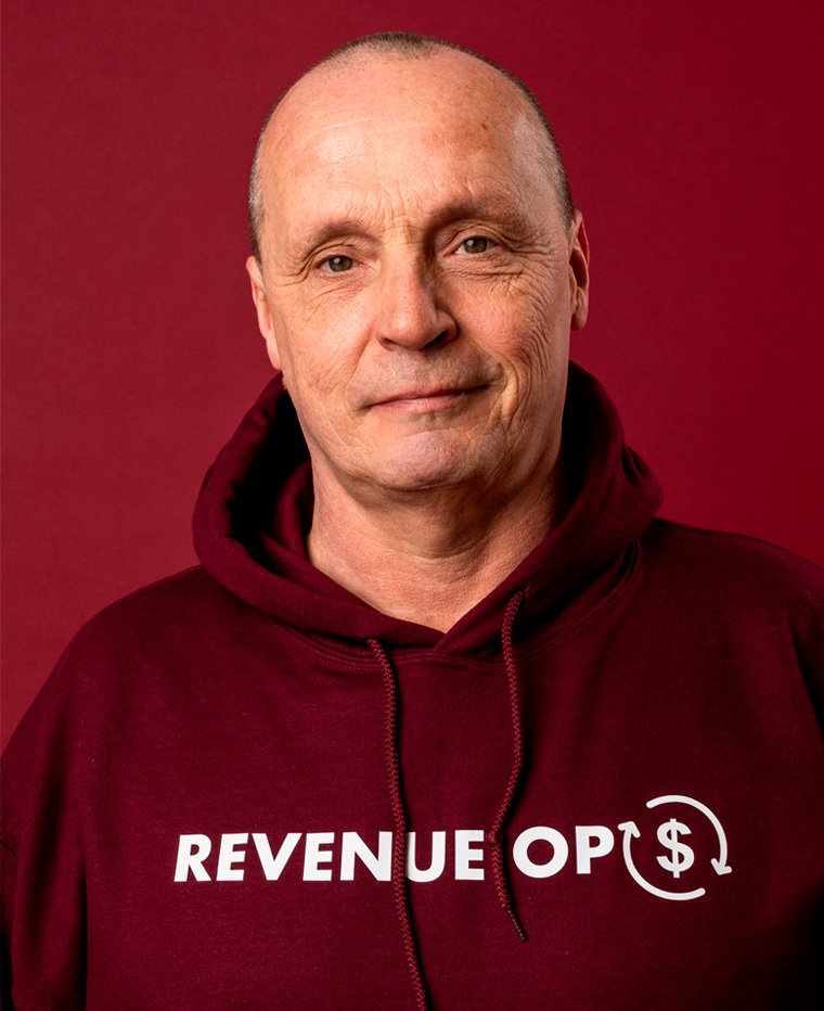 Miko Kiiskinen - RevenueOps perustaja, rekrytointi ja tiimin rakentaminen